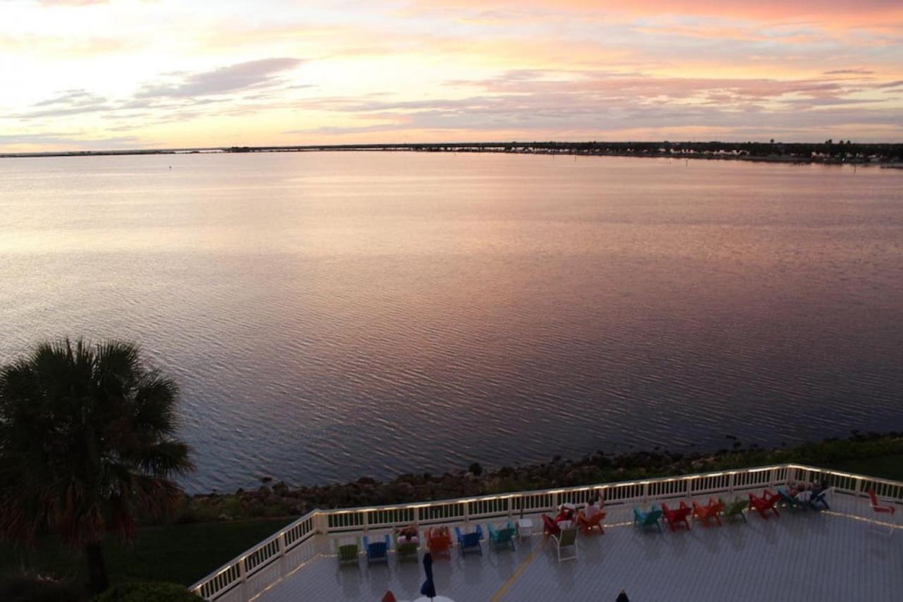 Welcome To Sea Forever Balcony With Ocean Views! Tampa Bagian luar foto