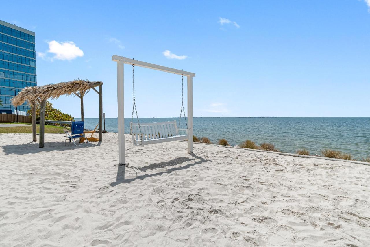 Welcome To Sea Forever Balcony With Ocean Views! Tampa Bagian luar foto